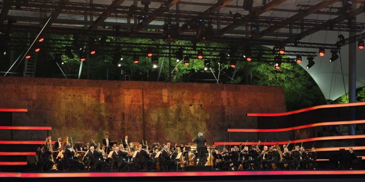 Wiener Philharmoniker in der Waldbühne - Europäische Nacht in wundervoller Kulisse (C)Dennis Hahn / BerlinMagazine.de