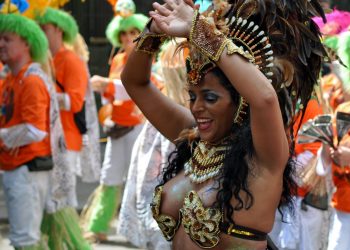 26. Karneval der Kulturen 2024 - Großer Umzug am Pfingstsonntag (C)akiwitz@flickr.com