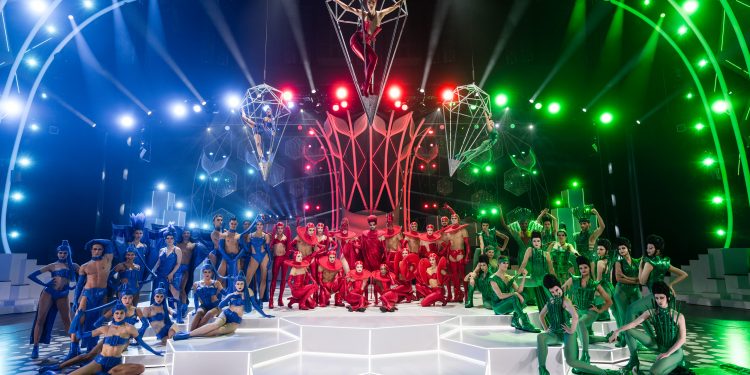 Grand Show FALLING | IN LOVE - Show im Friedrichstadt-Palast bricht Rekorde (C)Nady El-Tounsy