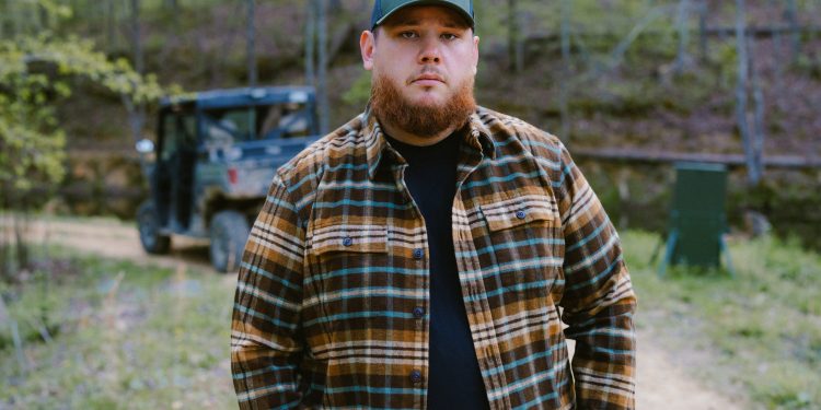 Luke Combs - Fathers & Sons - Neues Album des Country-Superstar (C)Zack Massey