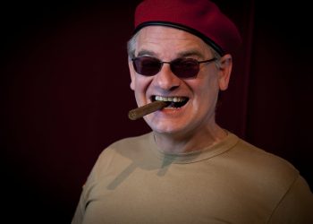 Ausbilder Schmidt - Unkraut vergeht nicht - 25 Jahre Anschiss in Berlin (C)Manfred Wegner