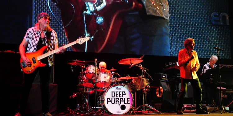 50 Jahre später - Deep Purple rockt Max-Schmeling-Halle Berlin (C) Dennis Hahn / BerlinMagazine.de