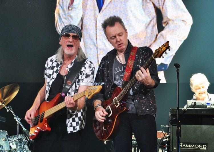 50 Jahre später - Deep Purple rockt Max-Schmeling-Halle Berlin (C) Dennis Hahn / BerlinMagazine.de