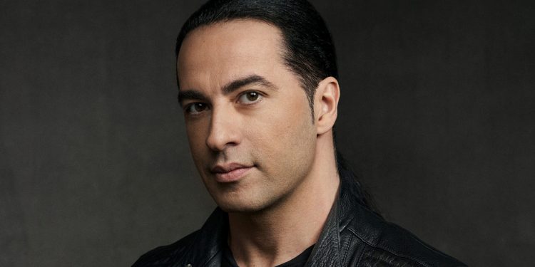 Bülent Ceylan - Yallah Hopp! – Die Welt ist verrückt, auch in Berlin (C)Arno Steinfort