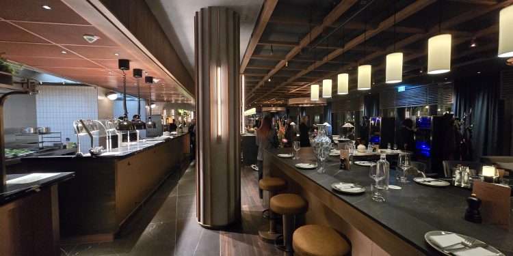 San Éna - Modernes griechisches Restaurant im Herzen Berlins (C)Dennis Hahn / BerlinMagazine.de