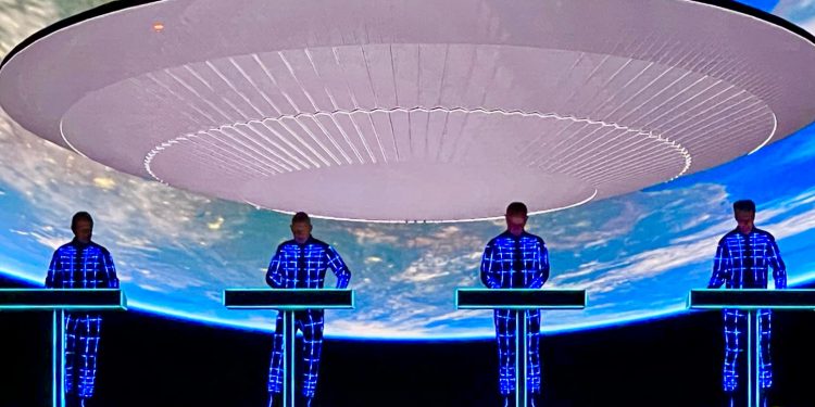 Kraftwerk 2025 - Die Electro-Pioniere mit einzigartiges Multimedia-Erlebnis in Berlin (C)FKP Scorpio