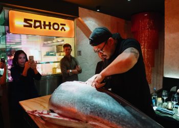 1 Jahr SAHOI in Berlin – Hochgenuss trifft auf Handwerkskunst mit Bluefin Tuna Cutting Show (C)Sahoi