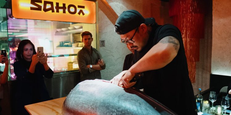 1 Jahr SAHOI in Berlin – Hochgenuss trifft auf Handwerkskunst mit Bluefin Tuna Cutting Show (C)Sahoi