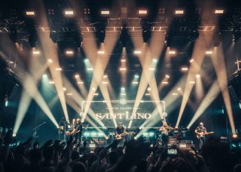 Santiano live in Berlin 2026 – Arena-Tour „Da braut sich was zusammen“ sorgt für mächtig Seegang (C)Simon Volz