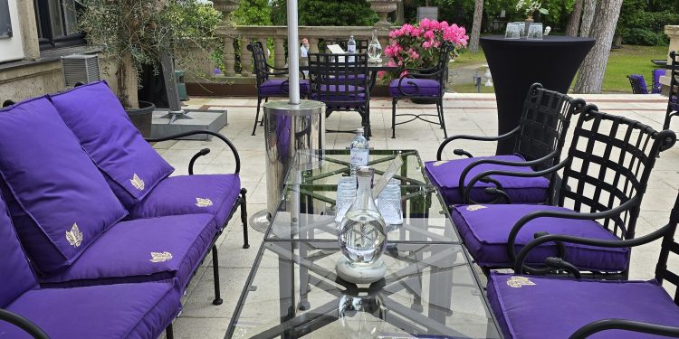 Glanzvolle Saisoneröffnung der Sommerterrasse im Schlosshotel Berlin – Eine Oase der Eleganz im Grunewald (C)Dennis Hahn / BerlinMagazine.de