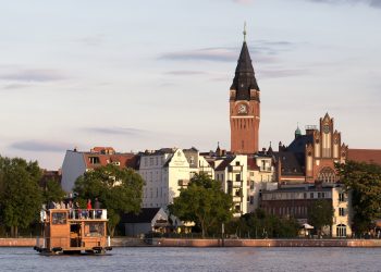 Köpenicker Sommer 2025 - Traditionsfest zwischen Geschichte, Musik und Familienfreude im grünen Herzen Berlins (C)berlinrider