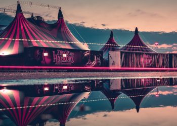 Der Zirkus des Horrors - "Memento Mori" - Berlins ultimativer Nervenkitzel 2025 (C)2013-2025 Fotoarchiv ROMANZA – CIRCUSPRODUCTION, Till Overbeck, Robert Widera, Mark Schumburg, Steph Lensky, Stefan Gierisch, Hanno Leppien, Konstantinidis und andere