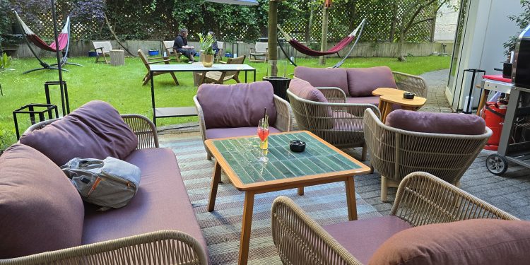 Sommerfeeling pur: Radisson RED Berlin Kudamm feiert Saisoneröffnung der Open Air Terrasse (C)Dennis Hahn / BerlinMagazine.de