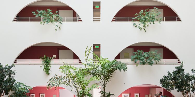 „Im Wandel des Lichts“ – Ausstellung zwischen Stadt und Erinnerung (C)Yves Sucksdorff