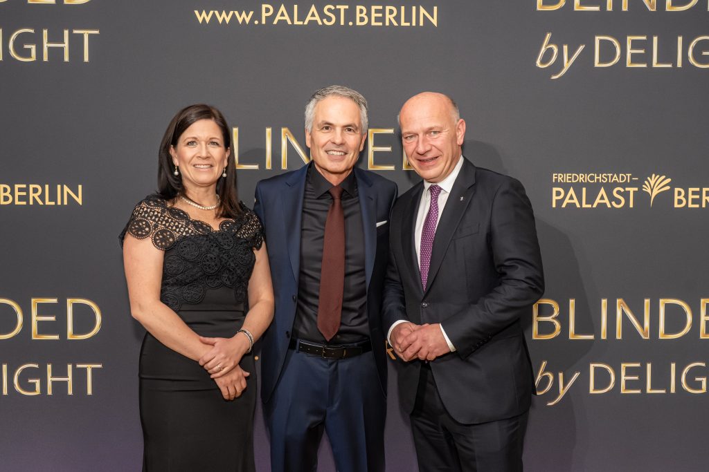 Weltpremiere im Friedrichstadt-Palast: „BLINDED by DELIGHT“ lässt Berlin träumen – Standing Ovations für eine Show der Superlative (C)Markus Nass