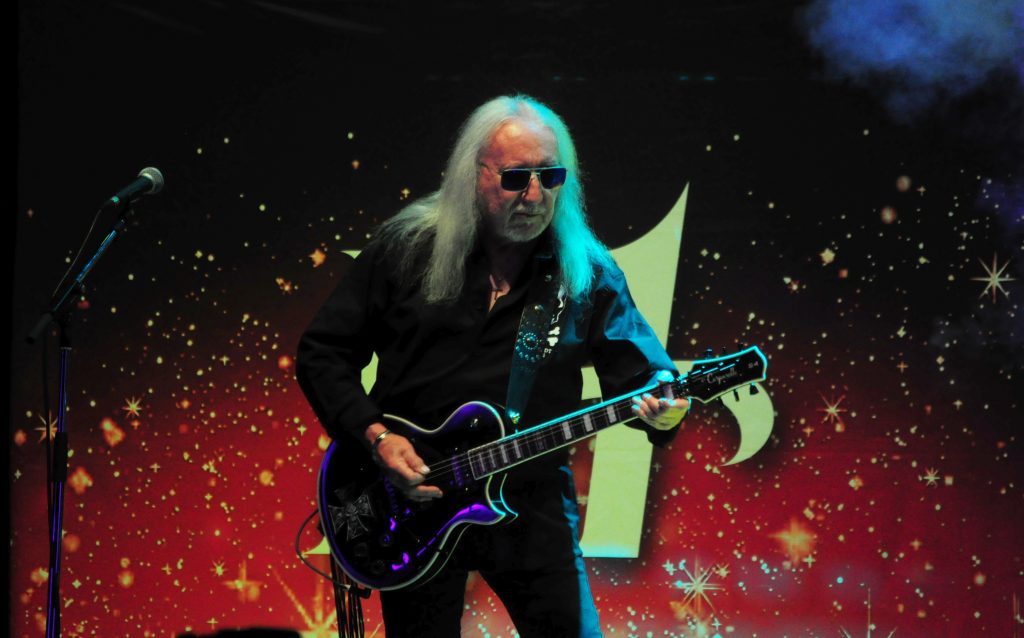 Mick Box Uriah Heep Live Berlin 2025 Magicians Farewell Tour