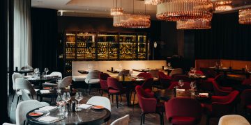 20 Jahre Le Faubourg – Berliner Genussikone feiert Jubiläum mit Kai Müller und Lukas Hackenberg