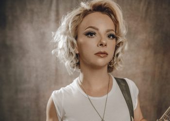 Blues-Rock-Gitarristin Samantha Fish 2026 live im Columbia Theater Berlin