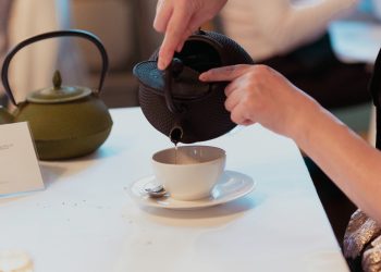 Afternoon Tea im Ermelerhaus Berlin: Britische Tradition trifft preußischen Rokoko-Glanz (C)art'otel