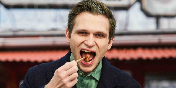 Fabian Köster live in Berlin: 10 Jahre Reporter – (fast) ohne Grenzen (C)Ronja Hartmann