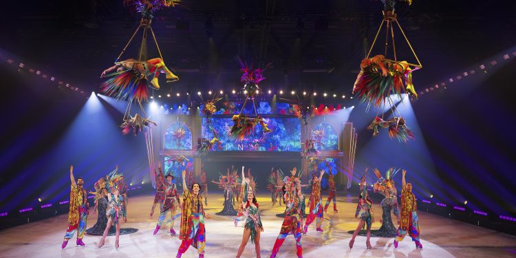 HOLIDAY ON ICE: „CINEMA OF DREAMS“ bringt Hollywood-Glanz ins Berliner Tempodrom – mit Max Giesinger! (C)Holiday on Ice/Morris Mac Matzen