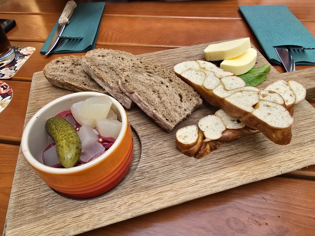 Frühlingserwachen in Friedrichshain: Jäger & Lustig läutet den Terrassenstart ein! (C)Dennis Hahn / BerlinMagazine.de