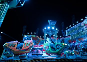 Adrenalin, Zuckerwatte und Weltpremieren: Berlin feiert das 54. Frühlingsfest! (C)Maximilian Doss