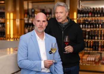 Gold im Glas: Craft Spirits Berlin Awards bringen preisgekrönte Destillate in die Hauptstadt (C)Selina Schrader