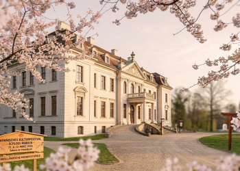 Sakura im Havelland: Das 1. Japanische Kulturfestival auf Schloss Ribbeck (C)BerlinMagazine.de AI