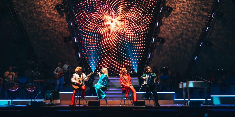 50 Jahre Welthymne: Abbamania The Show bringt den schwedischen Pophimmel 2027 nach Berlin! (C)Milan Schmalenbach