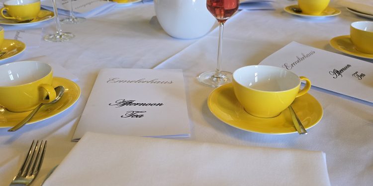 Rokoko-Rausch & Scones-Glück: Warum der Afternoon Tea im Ermelerhaus Berlins ultimativer Geheimtipp ist (C)Dennis Hahn