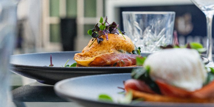 Oystertainment im Schlosshotel Berlin: Exklusive Oster-Genüsse im Grunewald (C)GCH Hotel Group