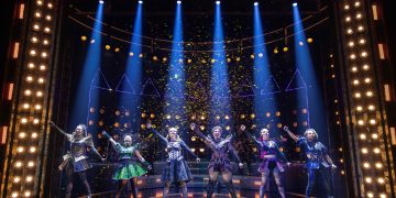 Royale Audienz im Admiralspalast: Das Pop-Phänomen „SIX“ erobert Berlin zurück (C)Pamela Raith Photography