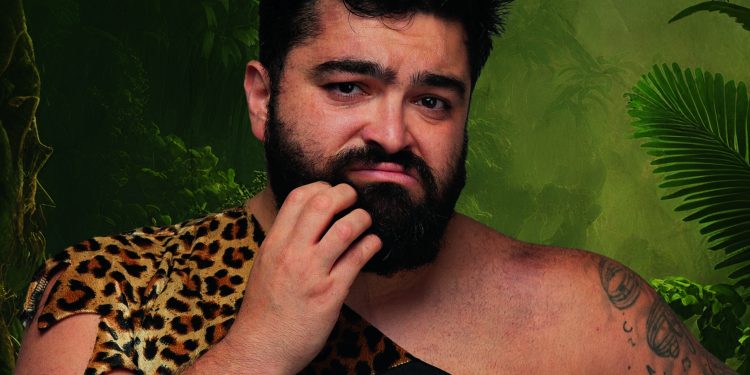 Serdar Karibik 2026 in Berlin Vom Kita-Igel zum Comedy-Tarzan (C)d2m / Serdar Karibik