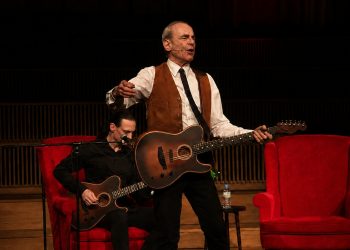 Francis Rossi live in Berlin 2026 mit Songs aus dem Status Quo Songbook im Großen Sendesaal des rbb