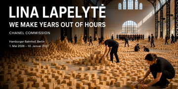 Lina Lapelytė We Make Years Out of Hours im Hamburger Bahnhof Berlin mit 400.000 Holzwürfeln und Performance
