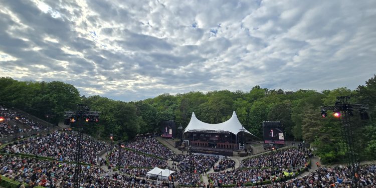 Mario Barth feiert 25 Jahre Comedy in der Waldbühne Berlin 2026 (C)Dennis Hahn