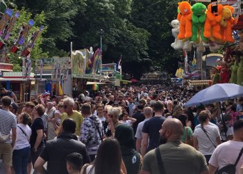 Steglitzer Woche 2026 am Teltowkanal in Berlin-Lichterfelde mit Fahrgeschäften, Around the World XXL, Familienprogramm, Rummel, Essen und Bühnenprogramm.