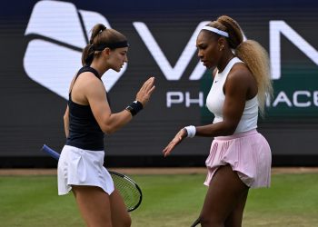 Serena Williams beim Doppel der Berlin Tennis Open 2026 im Steffi-Graf-Stadion