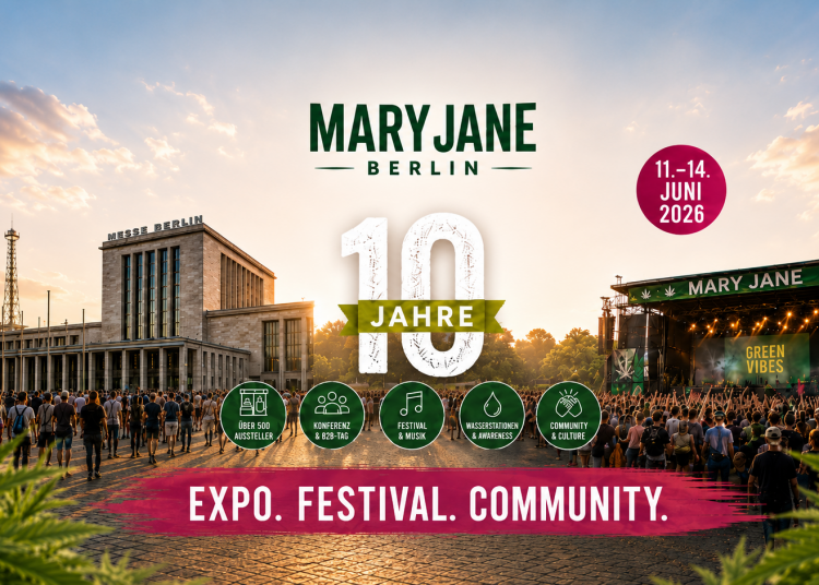Mary Jane Berlin 2026 Beitragsbild mit Messe Berlin, Festivalbühne, Publikum und 10-Jahre-Jubiläum der Cannabis-Expo