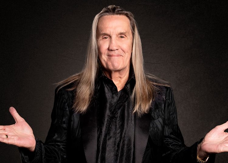 Nicko McBrain kommt 2026 mit An Evening With Nicko McBrain in die Passionskirche Berlin