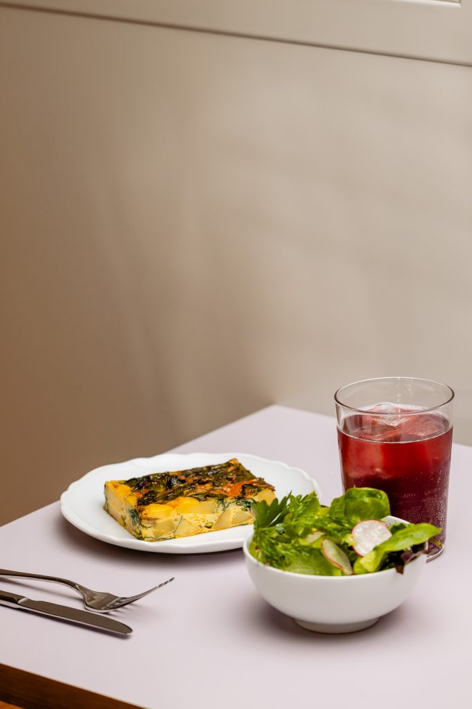 hier. Esslokal in der AchtBerlin Berlin mit regionalem Lunch, saisonaler Küche und nachhaltigem Konzept