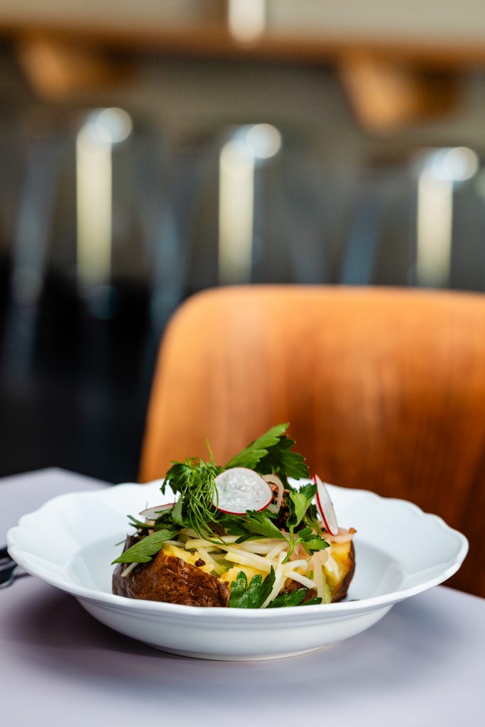 hier. Esslokal in der AchtBerlin Berlin mit regionalem Lunch, saisonaler Küche und nachhaltigem Konzept