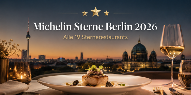 Fine-Dining-Gericht vor der Berliner Skyline als Illustration zu den Michelin-Sternen Berlin 2026