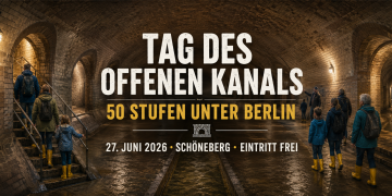 Historischer Backsteinkanal in Berlin-Schöneberg mit Besuchern beim Tag des offenen Kanals 2026