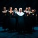 Sister Act Musical 2026 mit Ensemble und Nonnenchor auf der Bühne