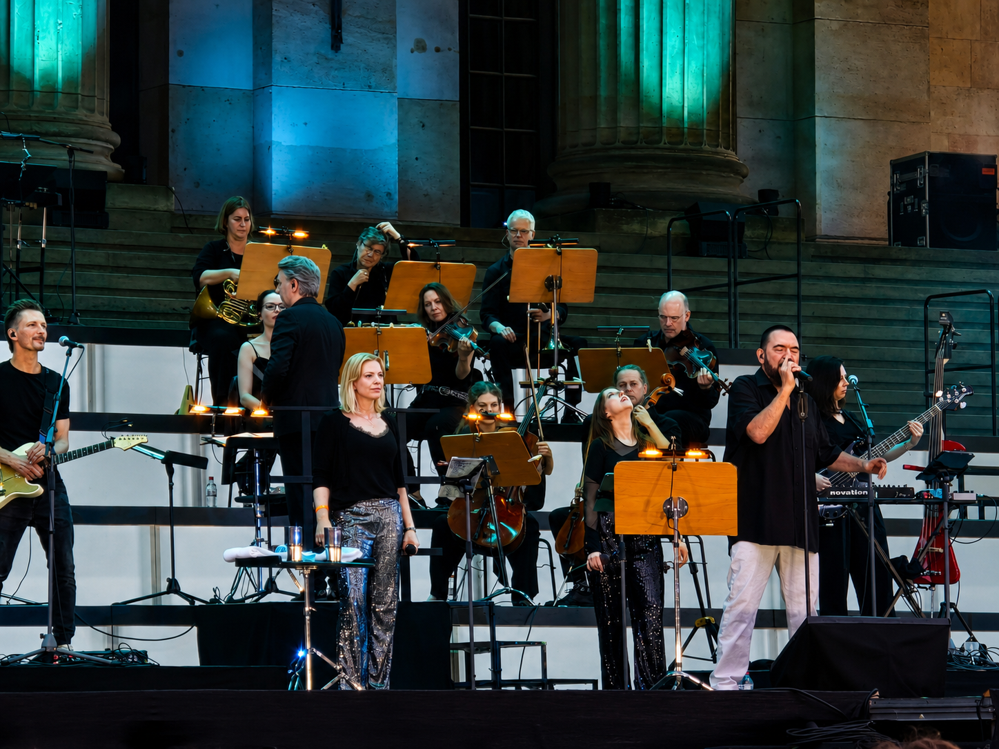 Alphaville und die Neue Philharmonie Frankfurt beim Classic Open Air 2026 auf dem Berliner Gendarmenmarkt