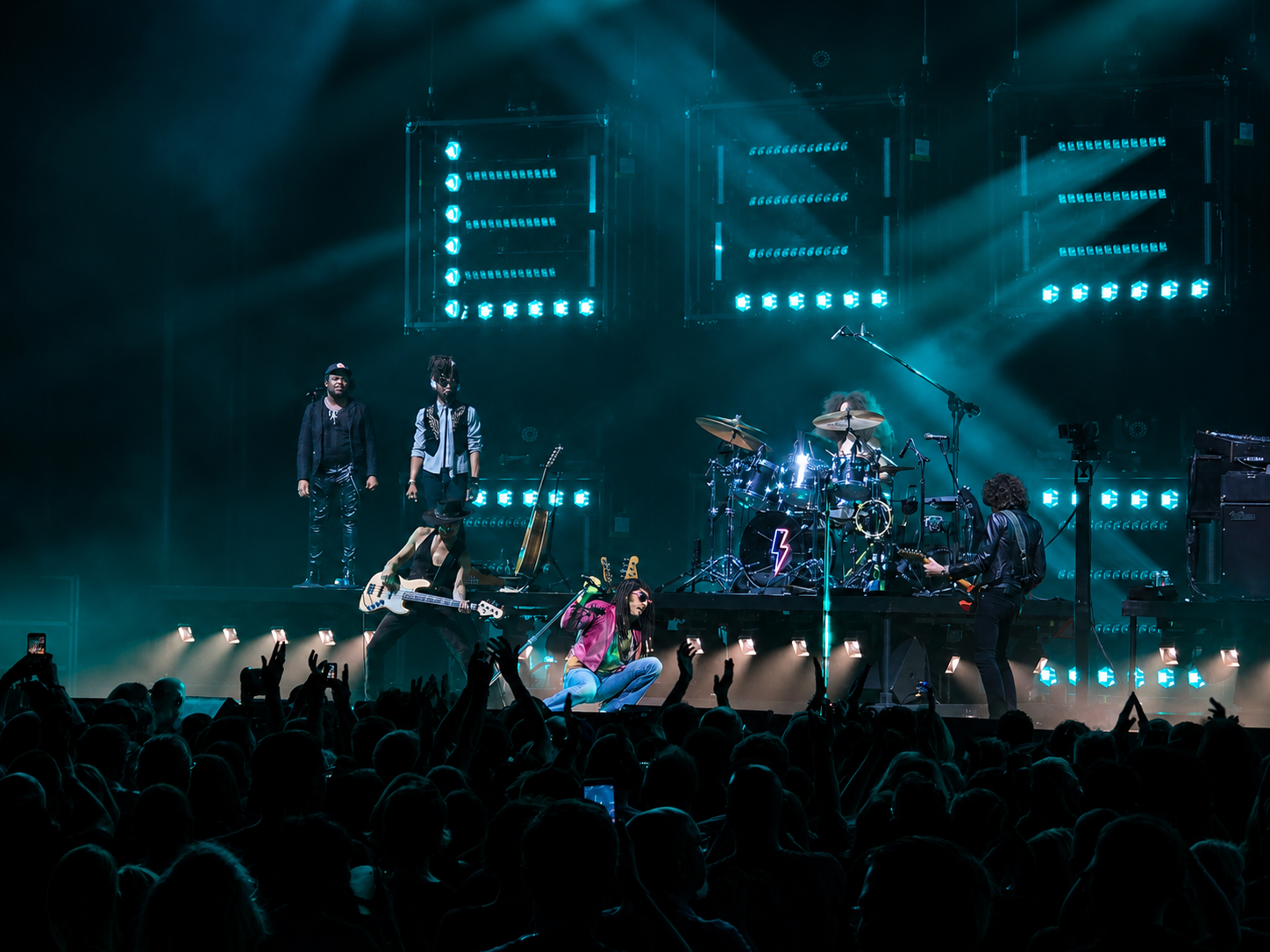 Lenny Kravitz mit Band und großer Lichtshow in der Uber Arena Berlin 2026