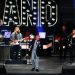 Roland Kaiser bei einem Konzert mit seiner Liveband auf der Bühne