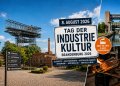KI-generierte Illustration zum Tag der Industriekultur Brandenburg 2026 mit Schiffshebewerk, historischen Fabriken und Glasmacherhandwerk